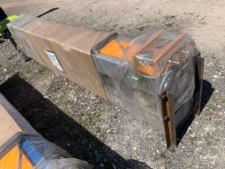 2025-iranch-irtpl-10,000lbs-two-post-automotive-lift-image-5