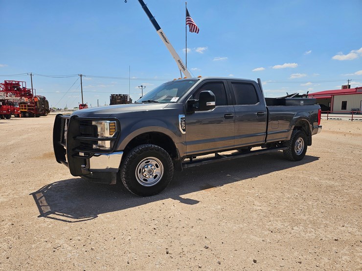 2019-ford-f250-image-1