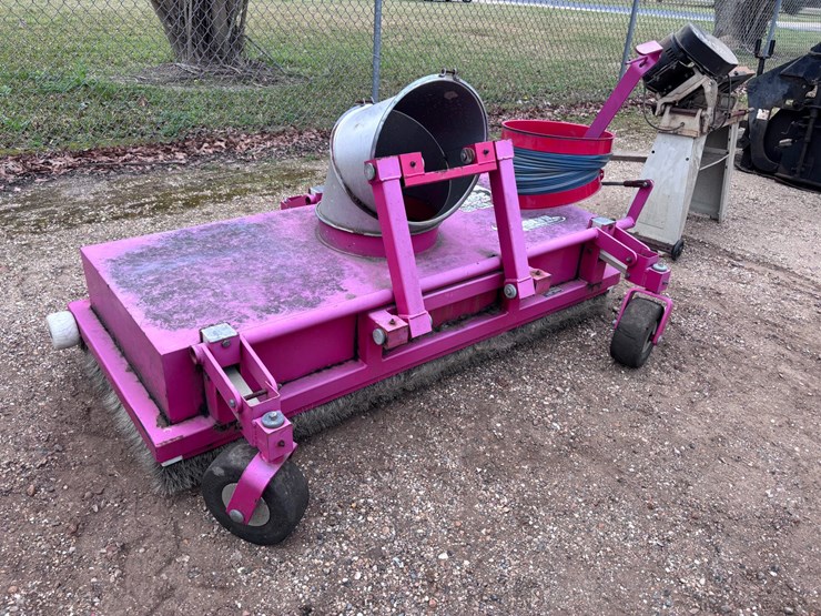 #34258-•-buffalo-turbine-sand-devil-greens-blower-image-1