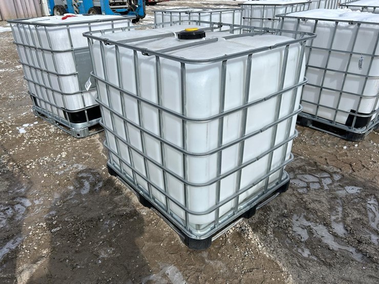 water-tank-tote-image-2