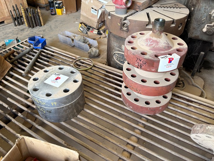 (3)-7-1/16”-x-2-3/8”-5k-landing-flanges-&-(3)-5-1/8-5k-blind-flanges-image-1