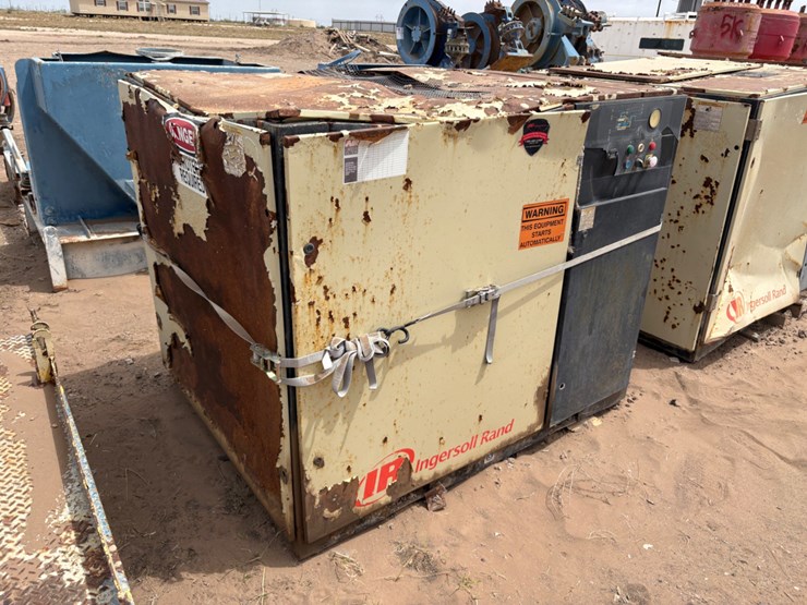 (3)-inoperable/incomplete-ingersoll-rand-up6-40-125-corkscrew-air-compressors-&-(1)-sullivan-palatek-air-compressor-image-17