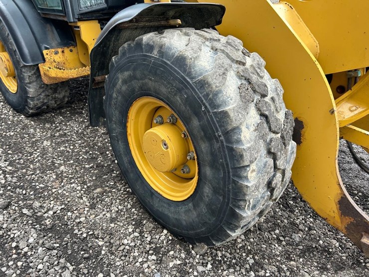 caterpillar-906h-image-12