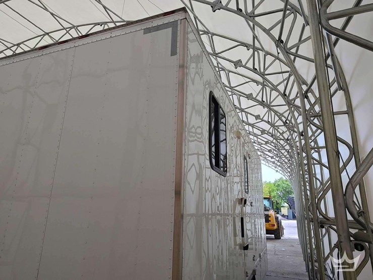2025-precisions-provencal-22ft.-5th-wheel-mobile-office/-showroom-trailer-image-3
