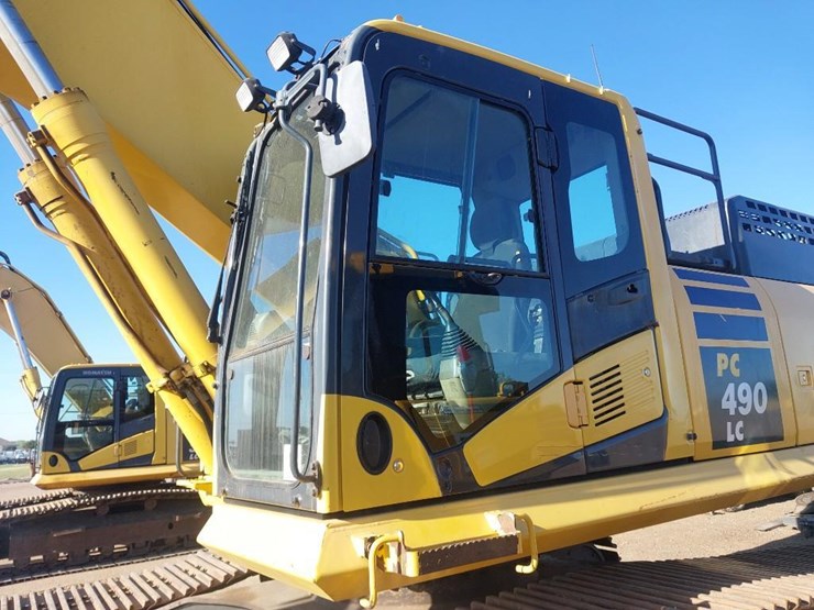 2013-komatsu-pc490-lc-10-image-29
