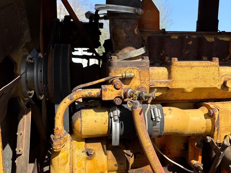 caterpillar-12f-image-31