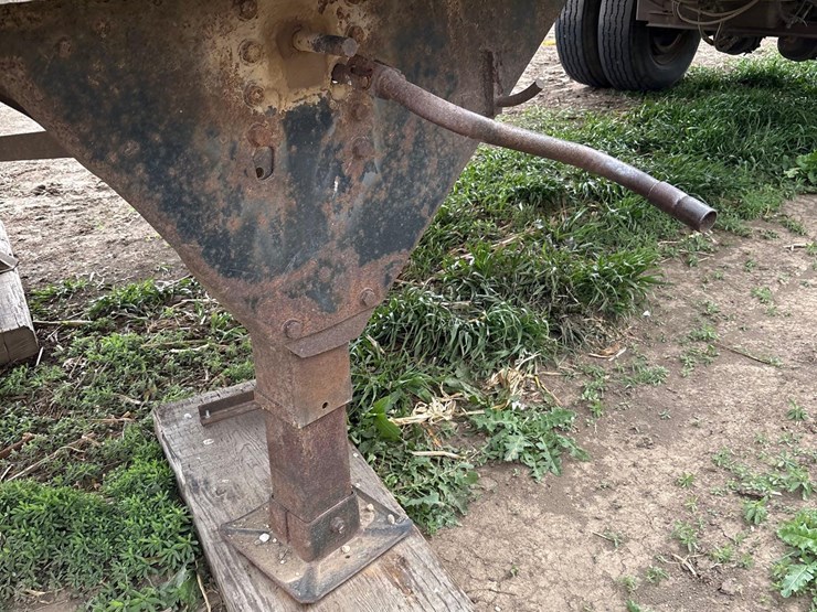 2000-kidron-semi-van-box-spray-trailer-image-15