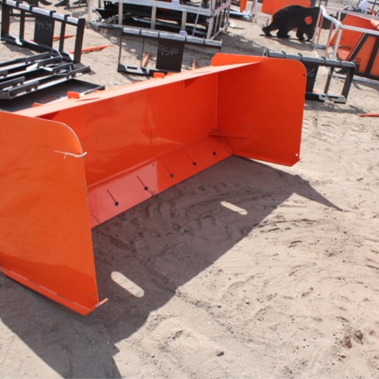 #7413 • 84" Skid Steer Snowbox