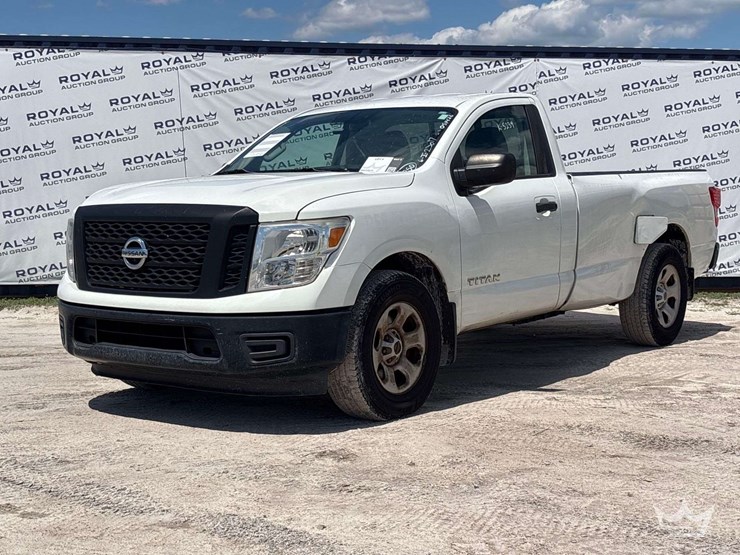 2018-nissan-titan-image-1