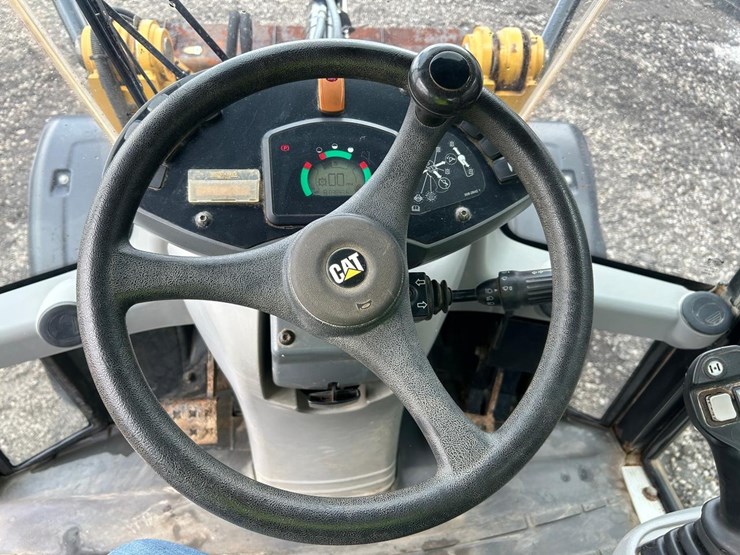 caterpillar-906h-image-22