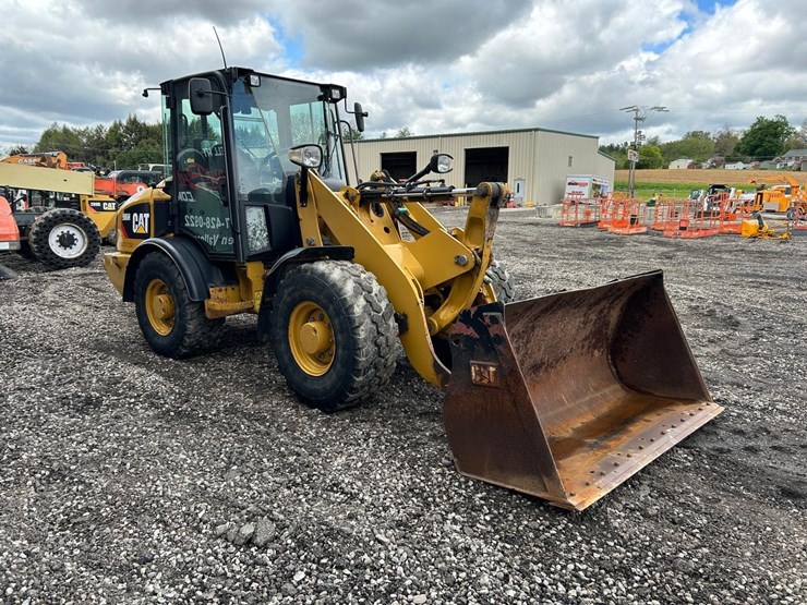 caterpillar-906h-image-6