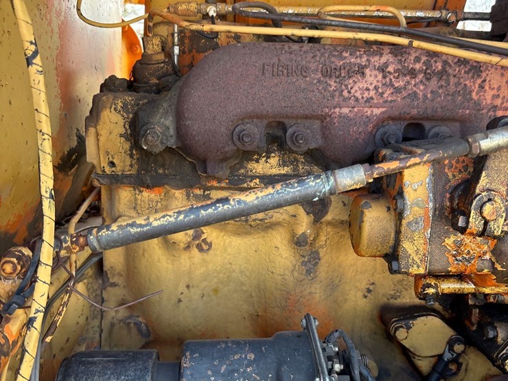 caterpillar-12f-image-17