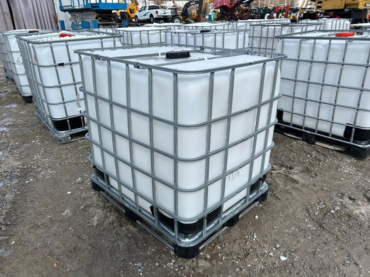 water-tank-tote-image-2