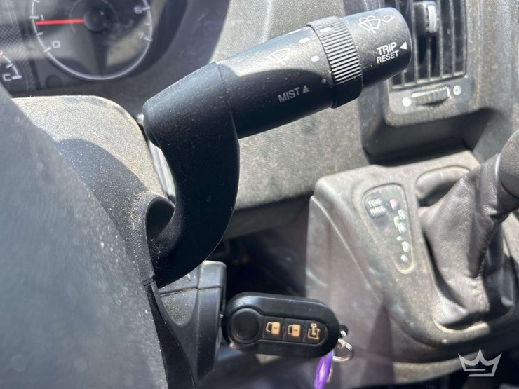 2018-ram-promaster-1500-image-15