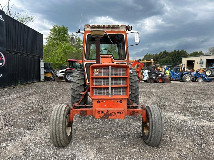 allis-chalmers-190xt-series-iii-tractor-image-7