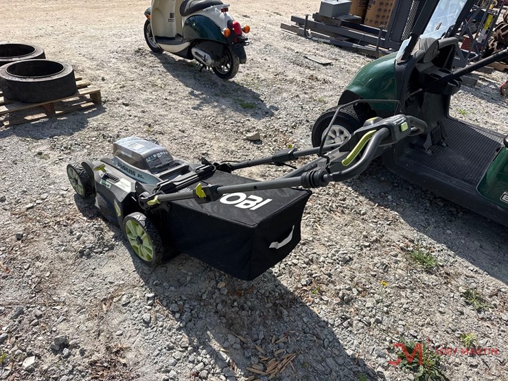 ryobi-40v-electric-push-mower-image-3