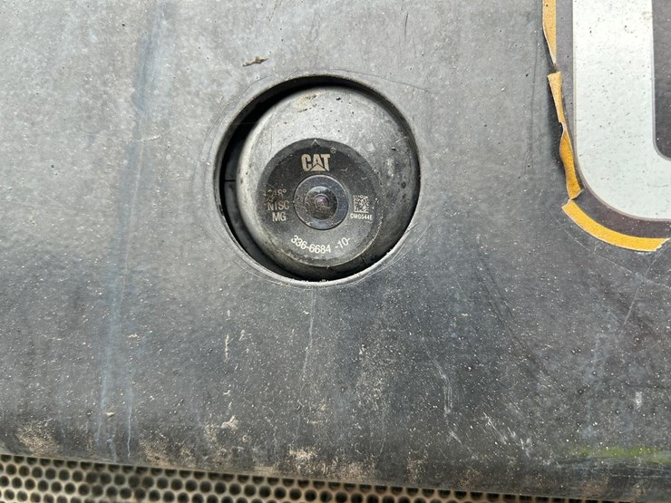 2020-caterpillar-259d3-image-15
