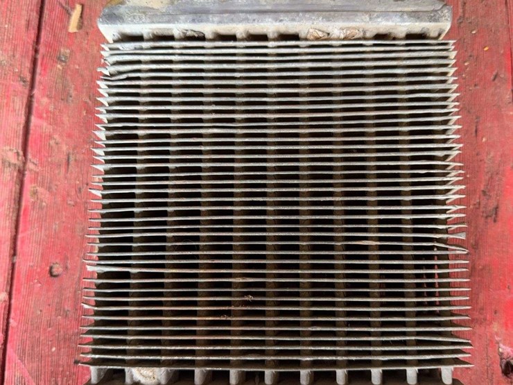 zesto-hot-water-radiator-image-5