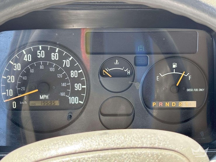 2001-isuzu-npr-image-27
