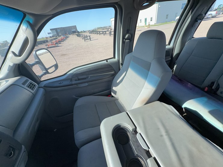 2004-ford-f250-image-18