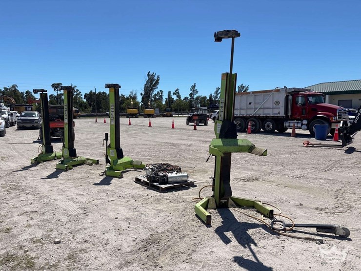2007-ari-hetra-hdml-8-60,000lb-four-post-auto-lift-image-3