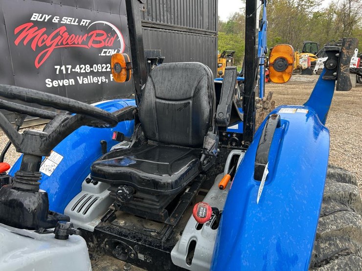 2015-new-holland-boomer-37-image-24