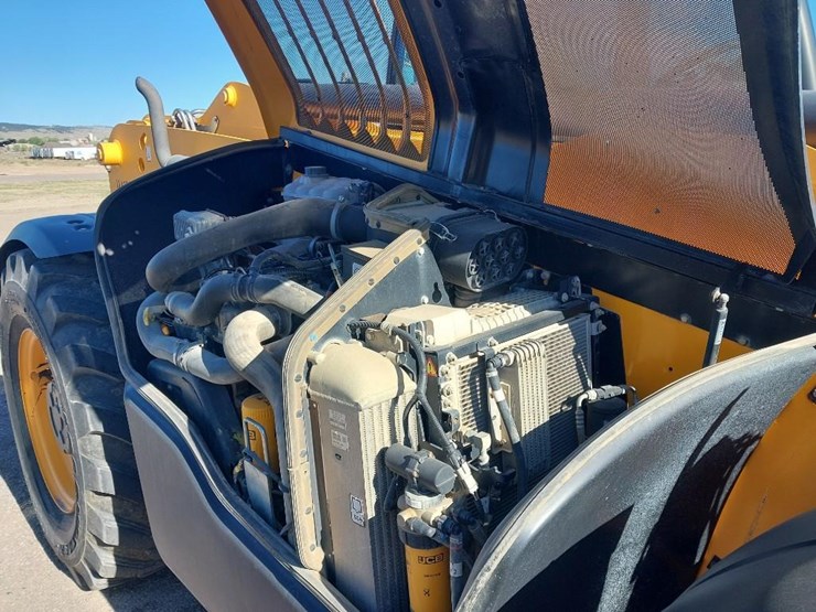 2014-jcb-535-140-image-13