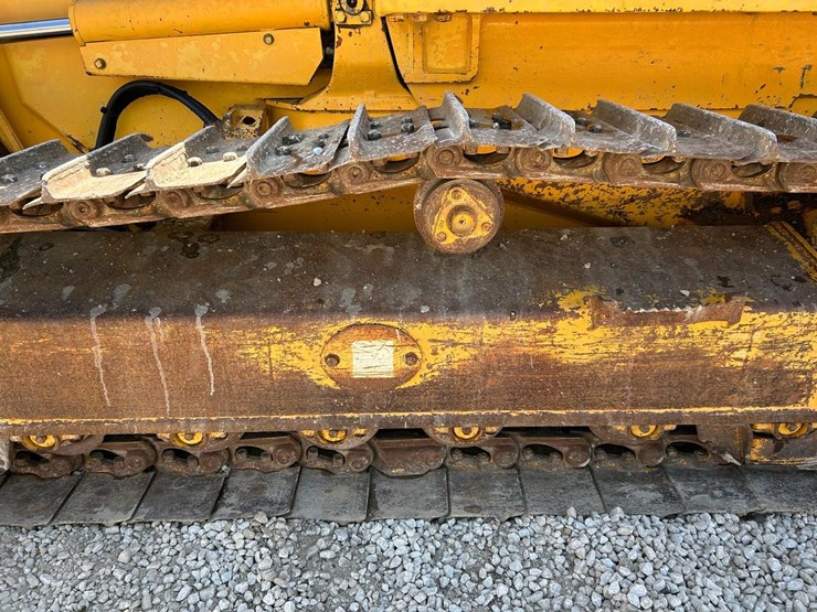 komatsu-d37ex-21-image-19