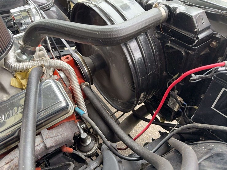 1961-chevrolet-impala-image-37