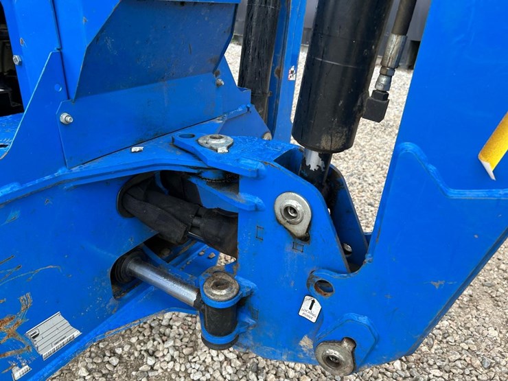 2015-new-holland-boomer-37-image-19