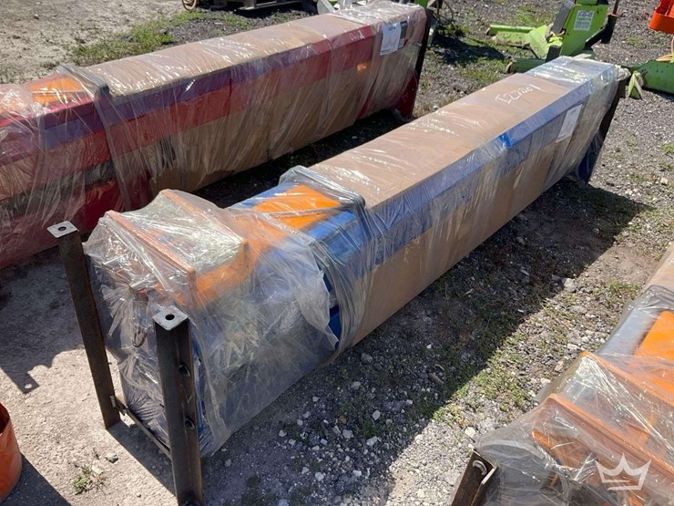 2025-iranch-irtpl-10,000lbs-two-post-automotive-lift-image-3
