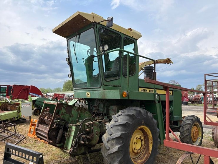 john-deere-5400-image-1
