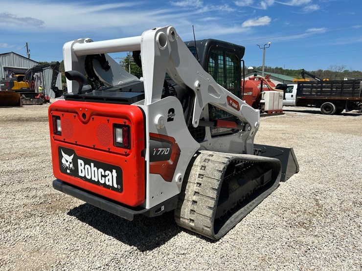 2023-bobcat-t770-image-4
