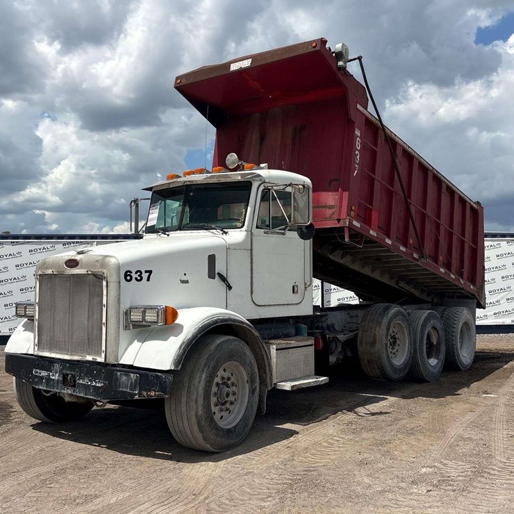 2005 PETERBILT 357