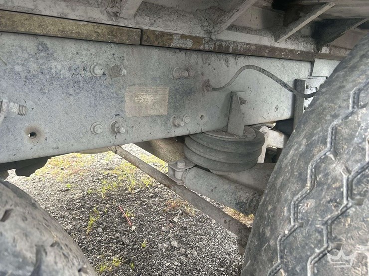 2007-freightliner-m2-112-tri-axle-dump-truck-image-15