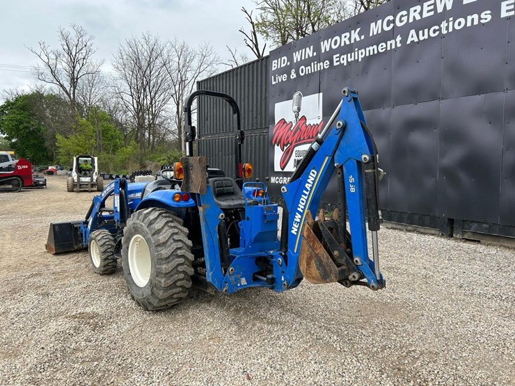 2015-new-holland-boomer-37-image-2