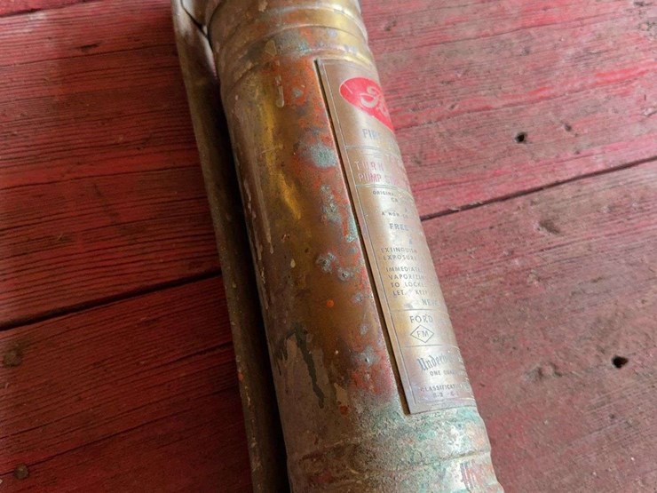 ford-fire-extinguisher-image-4
