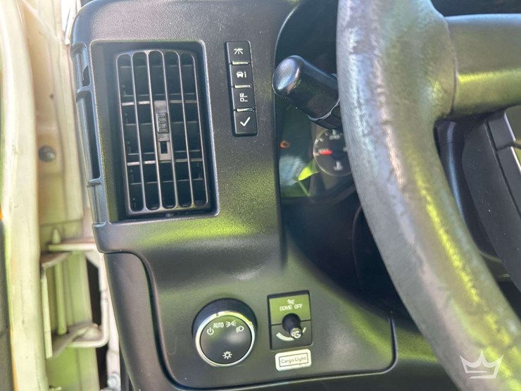 2019-gmc-3500-image-15