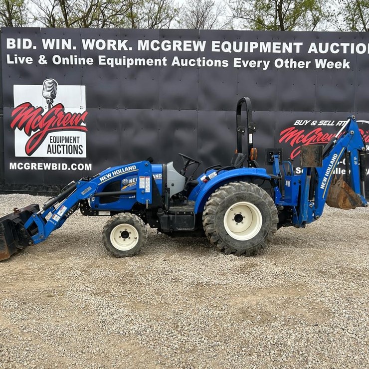 2015 NEW HOLLAND BOOMER 37