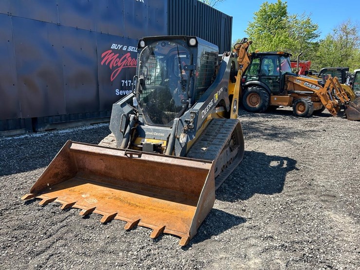 2023-deere-317g-image-8