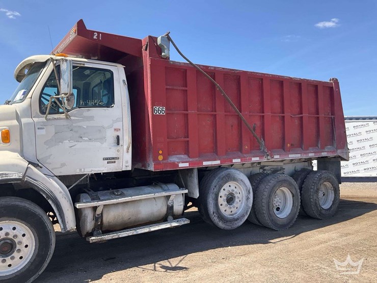 2007-sterling-l9500-image-25