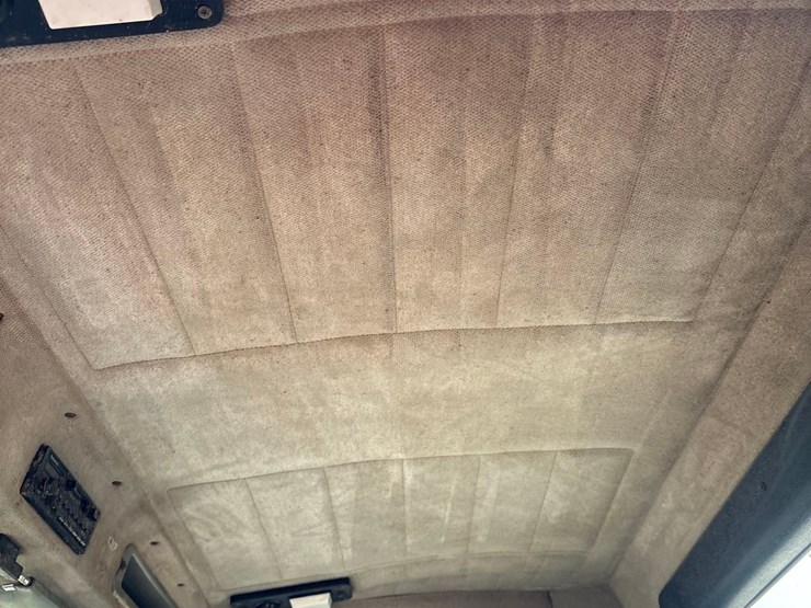 1989-peterbilt-377-image-81