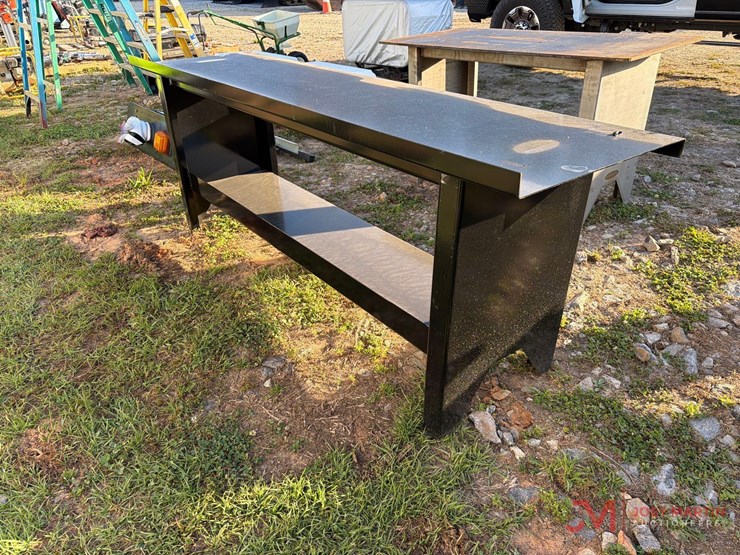 new-90"-steel-work-bench-image-2