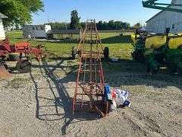 bale-elevator-30’-w/transport-image-1