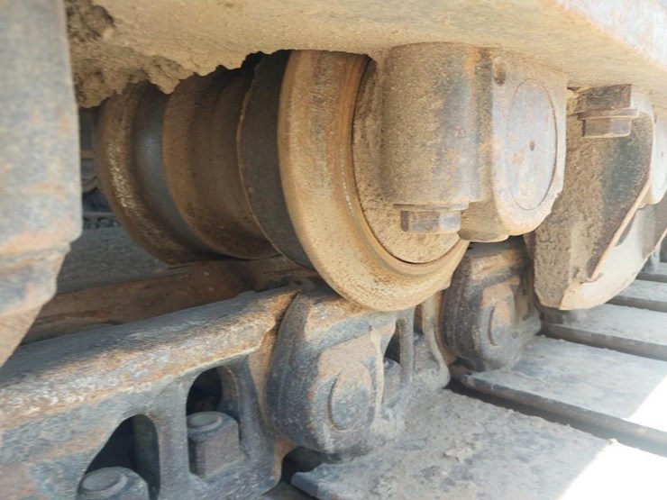 2013-komatsu-pc490-lc-10-image-19