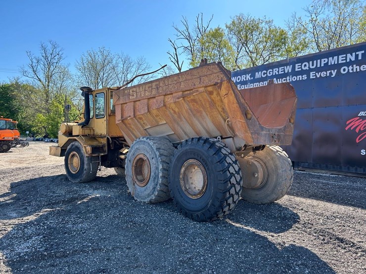 moxy-ha270-rock-truck-image-2