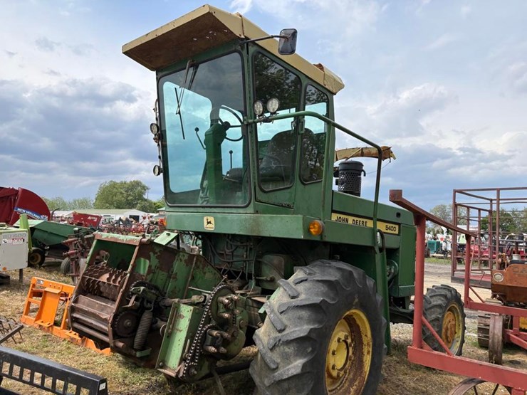 john-deere-5400-image-2