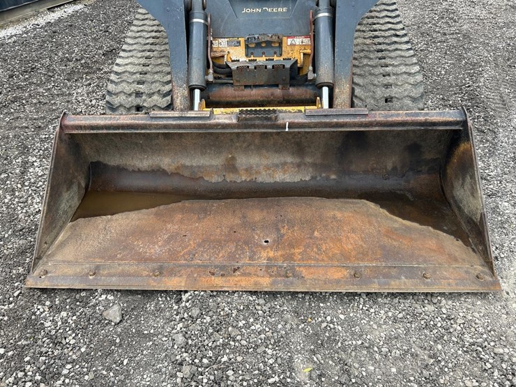 deere-333e-image-9