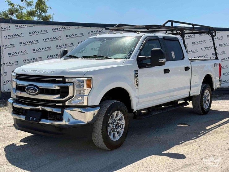 2022-ford-f350-image-1