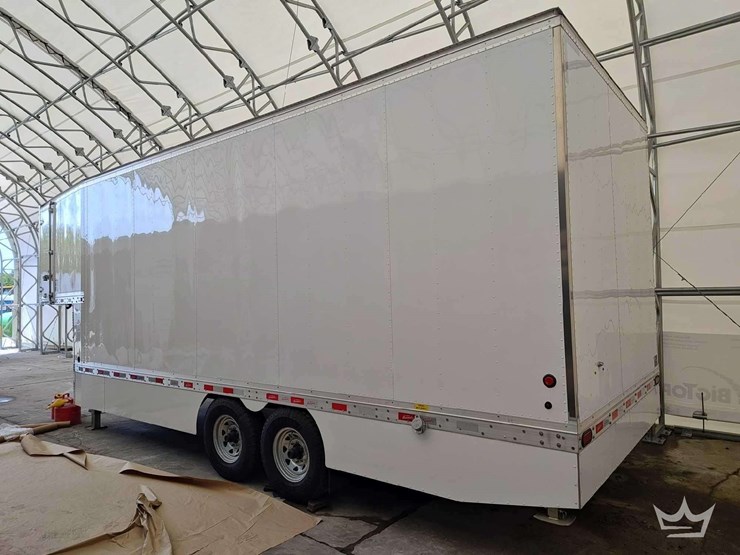 2025-precisions-provencal-22ft.-5th-wheel-mobile-office/-showroom-trailer-image-10